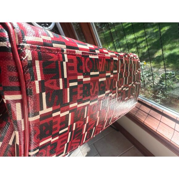 SALVATORE FERRAGAMO Red/Black/White Logogram PVC/Leather bag - Picture 14 of 16
